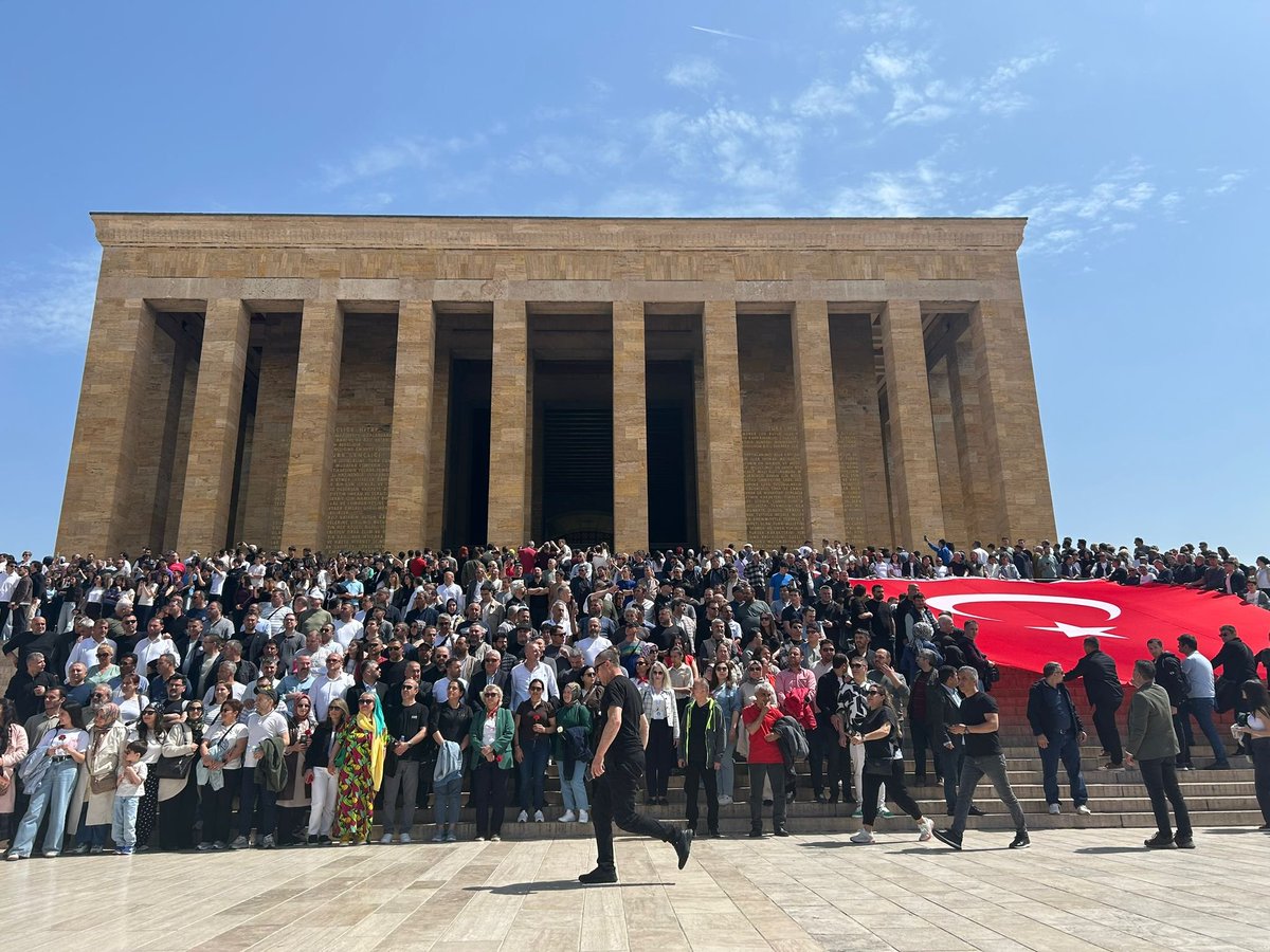 SadeCe3308's tweet photo. ✔️Sessiz Kalma Medya Stajyer ve Çıraklara Destek Ver..!
@Haberturk 
@cnnturk
@ihacomtr
@ntv  
@nowhaber
@tv100 
@dhainternet
@tgrthabertv
@showanahaber
@HaberGlobal
@halktvcomtr
@cine1tv

SosyalGüvenlik AnayasalHaktır
#StajçıraklıkHakGasbıdır https://t.co/EyGVoXpMT3