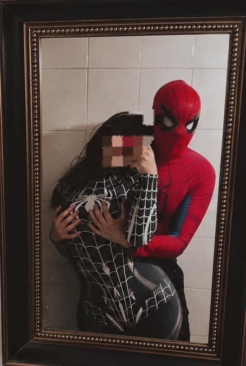 pao_ro12345's tweet photo. Listos para divertirnos chicos? Nos vemos al rato

#sw
#SwingersMéxicoCDMX
#swingersméxico 
#parejajoven https://t.co/ekWZU9lIV6