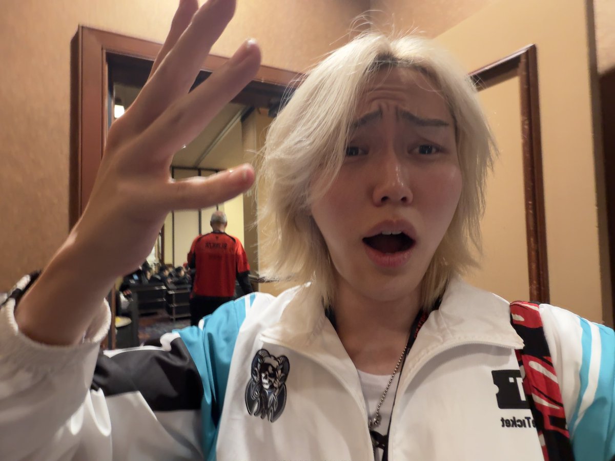 AQBA_JAPAN_'s tweet photo. オーマイガー ウィナーズ確定！！今また世界5位！俺のマギーが強すぎる #ALGS #Apexlegends #Apex https://t.co/XbTinCwlYa