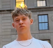 AM635241's tweet photo. @HockleyTyson youre a school shooter incarnation stfu https://t.co/lYpqxjIsdp