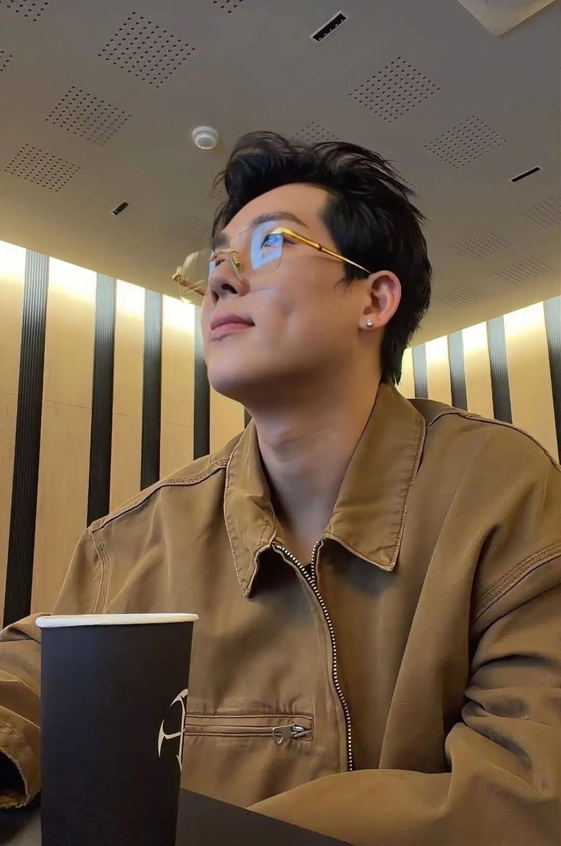 HEONHIVE's tweet photo. JOOHEON DIMPLES……. I WANT TO LIVE THERE https://t.co/DV0gZEch8q