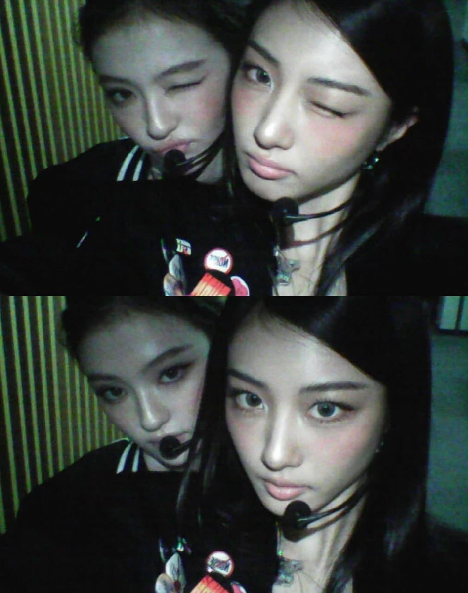pommegalla's tweet photo. coolest duo 👯🏻‍♀️ https://t.co/ODzpLdLSVR