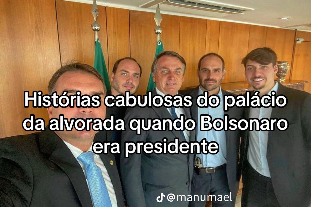 1eozinho01's tweet photo. lembrando que essas carpas foram presentadas ao Brasil pelo antigo imperador do Japão https://t.co/FNOBuaTcAn