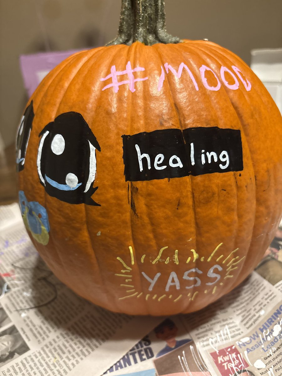 owenphobic's tweet photo. HEALING PUMPKIN #HEALING https://t.co/920KQ4VxOr