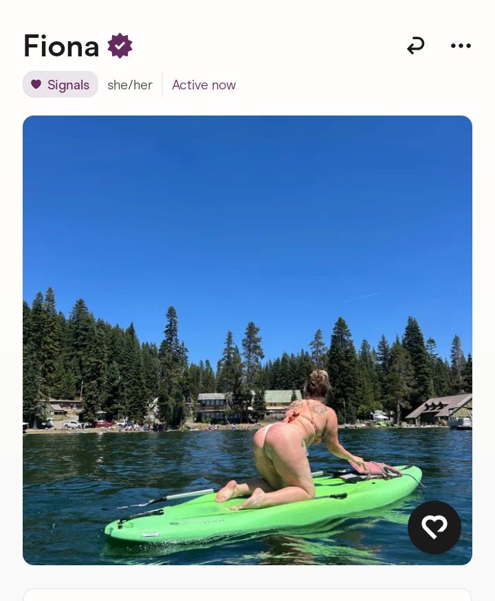 RickyBattle93's tweet photo. First picture on her Hinge btw https://t.co/7U2lUY9jmx