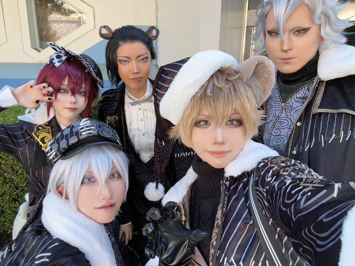 Tojikono_0927's tweet photo. そくほ！！
ナイトメアクーリエで🏰いる！！
#Dハロ仮装2026 
#Dハロツイステ https://t.co/0hLNoYLvWb