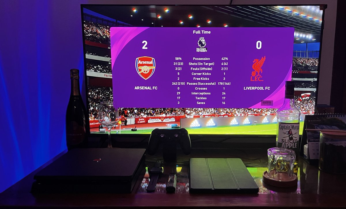 hayoddy's tweet photo. Arsenal x Liverpool prediksi ku 2-0 COYG 🔥 https://t.co/DRDoNaWnQq