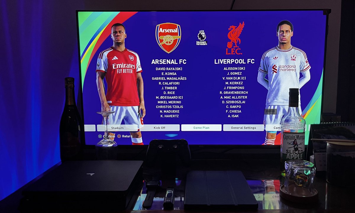 hayoddy's tweet photo. Arsenal x Liverpool prediksi ku 2-0 COYG 🔥 https://t.co/DRDoNaWnQq