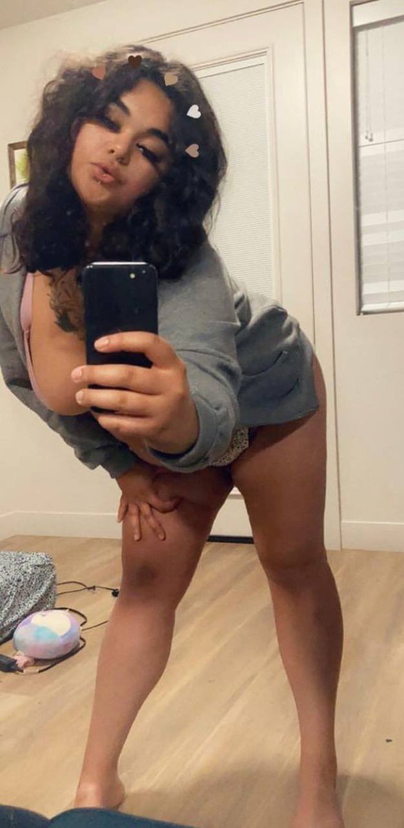 graveyardbruja's tweet photo. Add me for a menu on snap: geminizeye or telegram: veekittyz
#telegram #snapchat #snap #mami #menu #18plus #latina #Halloween #lesbian #gooner #findom #feet #cuck #kink #dm #hotwifetapatรญa #sexting #facetime #customs #Gooner #buyingcontent #publicslave https://t.co/p4degicZoN