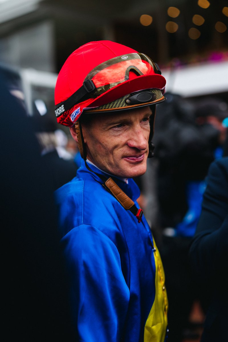 FlemingtonVRC's tweet photo. Game faces on 🏇 

#derbyday https://t.co/rg6mUB2Wgf