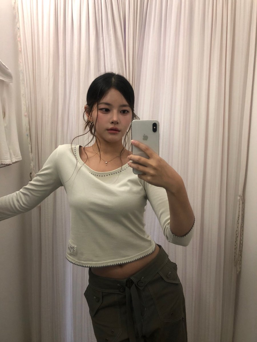 vjqeho's tweet photo. 02 김태연
특징 : 댄스부
ㄲㅍ : 골반

#지인상납 #지인능욕 #지상 #지인박제 #지박 https://t.co/Jw8umCi4sg