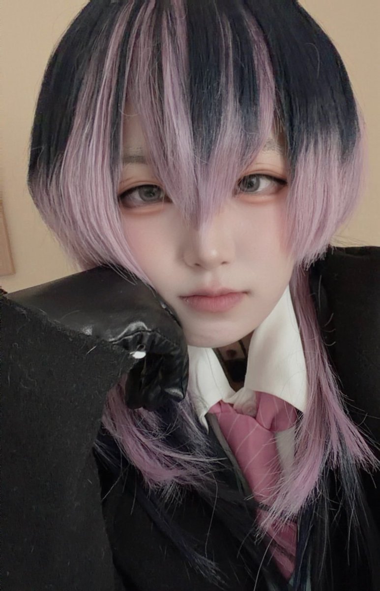 Fuun_kingyo's tweet photo. ⚠︎Cosplay

tkrv/灰.谷.竜.胆.🪼

 #東リべコスプレ 
 #コスプレイヤーさんと繋がりたい https://t.co/CWc21oD7pn