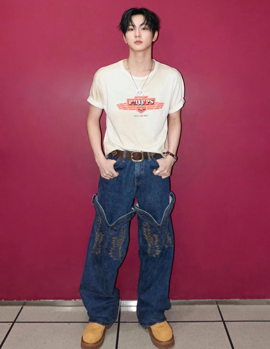 suungg222's tweet photo. 최애헤메코 250607 루즈 양정원
이날직캠이없다는게 내평생한이다..... ......... ...... https://t.co/6Gj2PPYgzs