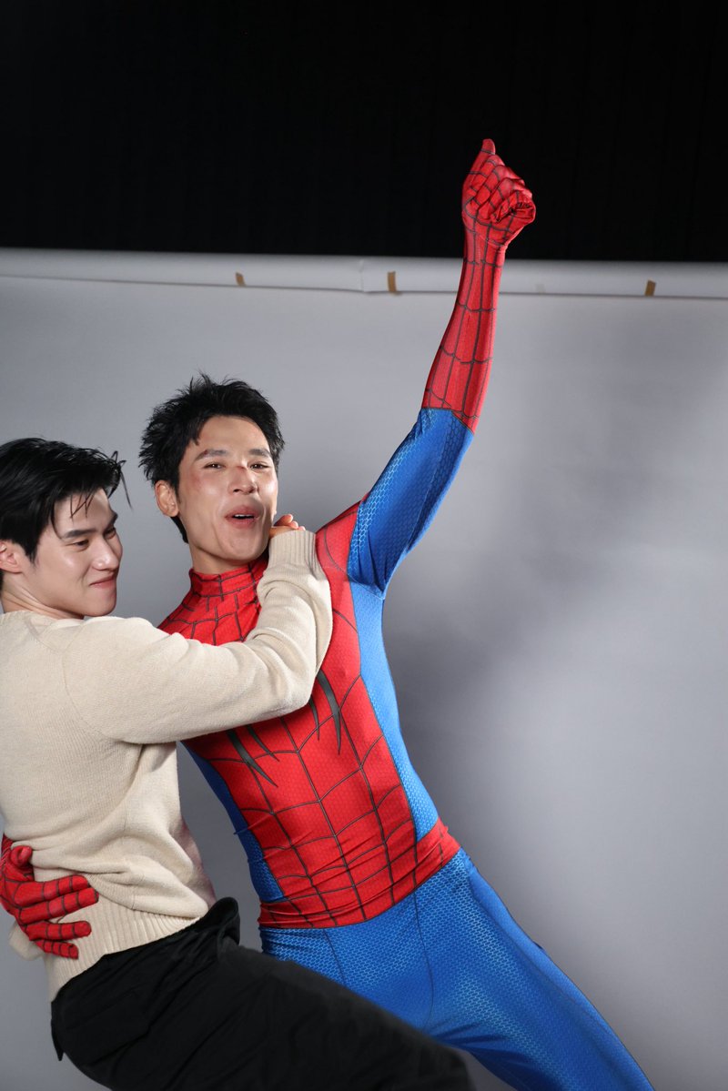 FlowerBoyTH's tweet photo. Jump!! 😆

A SPOOKY DAY WITH PEARLPEAK

#PearlPeakxHALLOWEEN2026 
#PearlPeak #เพิร์ลพีค https://t.co/QNyFwFBQ0u