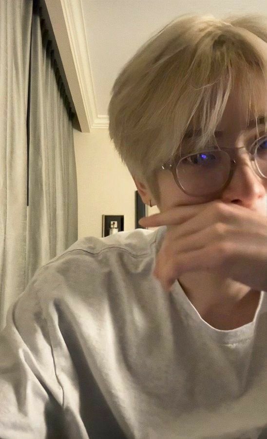 somewithyu's tweet photo. 정재현 인스타라이브 다 ㅈㄴ근본있는데
230108<<금발재현 개좋음 https://t.co/Hep5FP6tgC