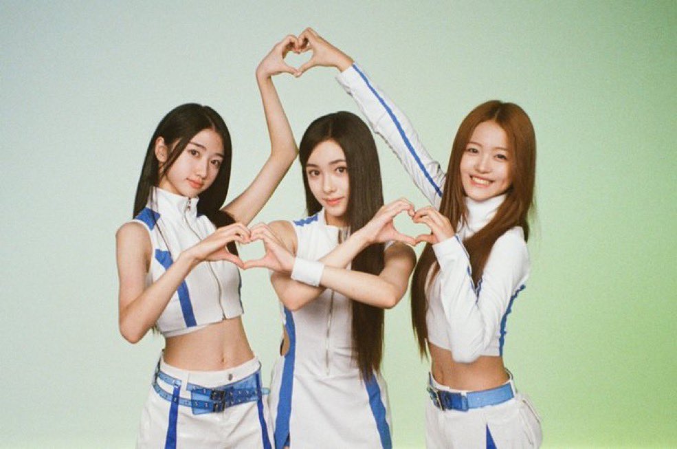 moro1106's tweet photo. 절대 평범하지 않은 하트 https://t.co/iA5ZxAiJA7