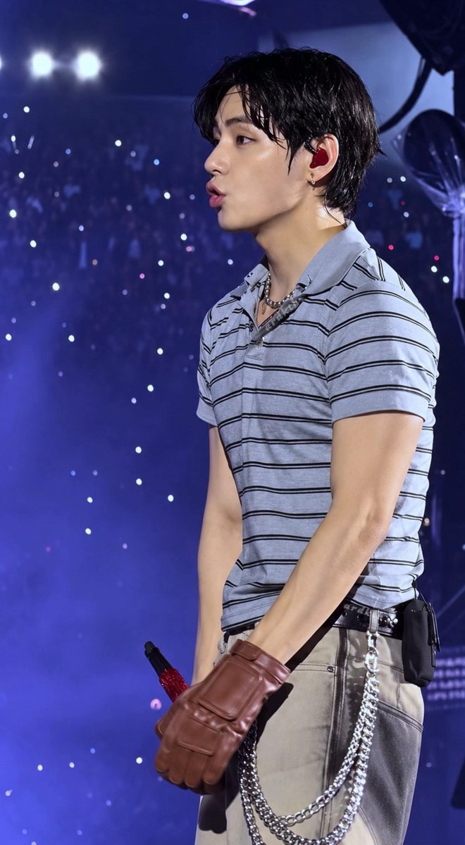 vanteglowshots's tweet photo. This fit 🥵 https://t.co/G4bLTIsTQw