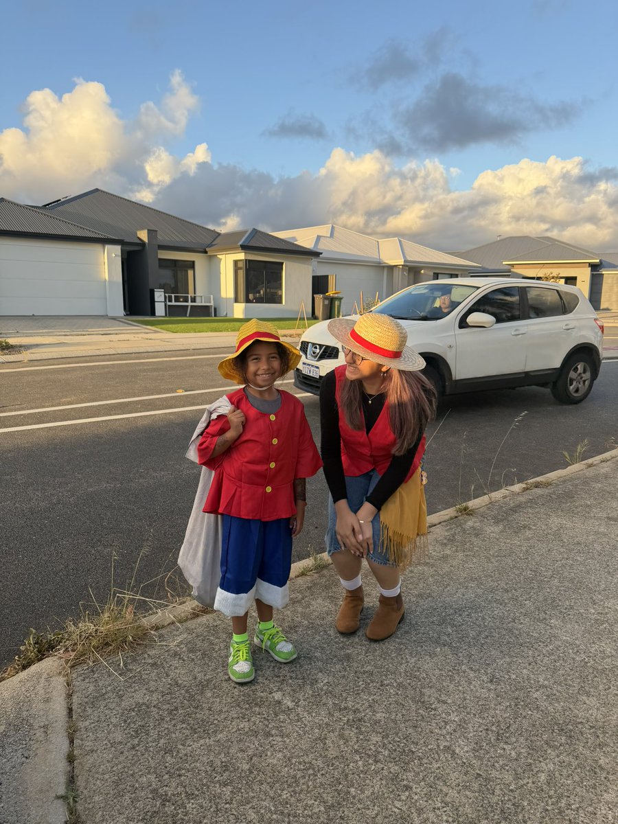 plagsowner's tweet photo. I SAW A MINI LUFFY MY HEART IS COMPLETE https://t.co/gOrTRSfKrP