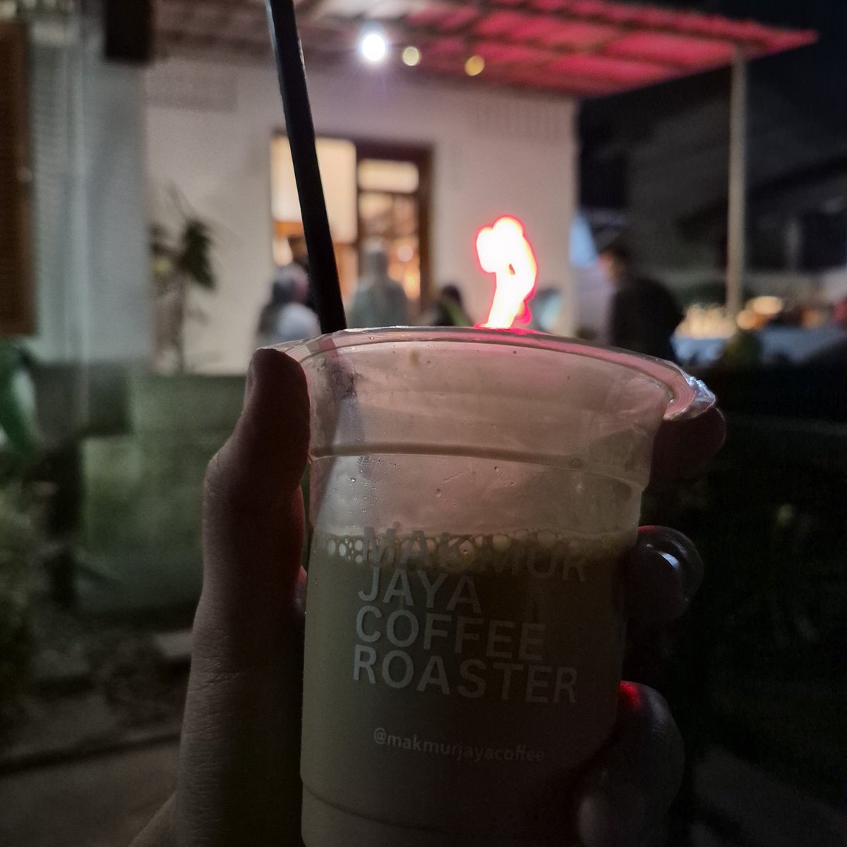 coldbreuw_'s tweet photo. Minum makmur jaya jaya jaya https://t.co/d7QyOOWYCr