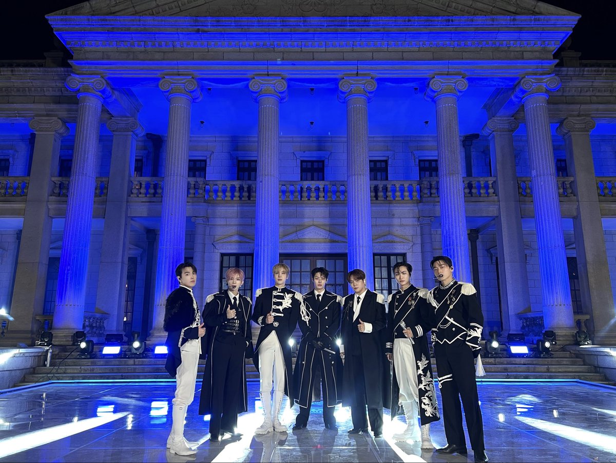 ATEEZofficial's tweet photo. [📷] #불후의명곡 Behind Photo

덕수궁을 무대로 더욱 특별했던 오늘💖 역사적인 순간을 함께해 주셔서 감사합니다!

#ATEEZ #에이티즈 #GOLDENHOUR #GOLDENHOUR_Part6 #Drip https://t.co/XPUkA3hSd5