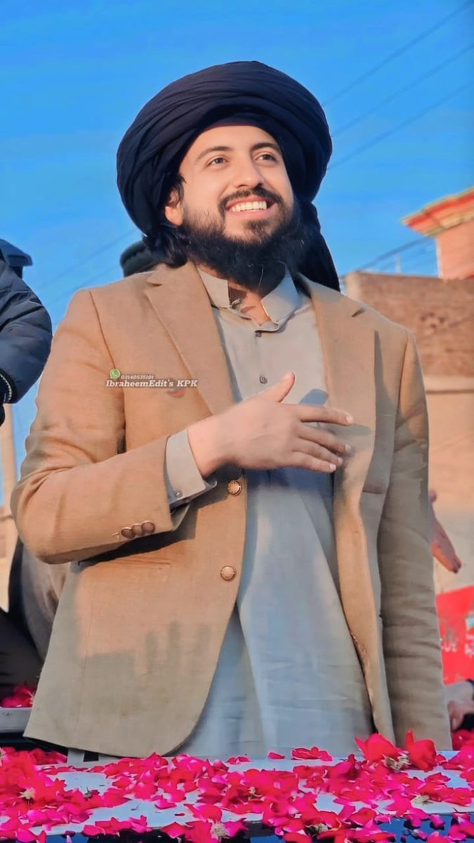 Binteshoaib_04's tweet photo. تاحیات رہنما۔۔۔۔۔
صرف اور صرف سعد بھائی۔۔۔۔✊👑 https://t.co/VBQmHq93Nn