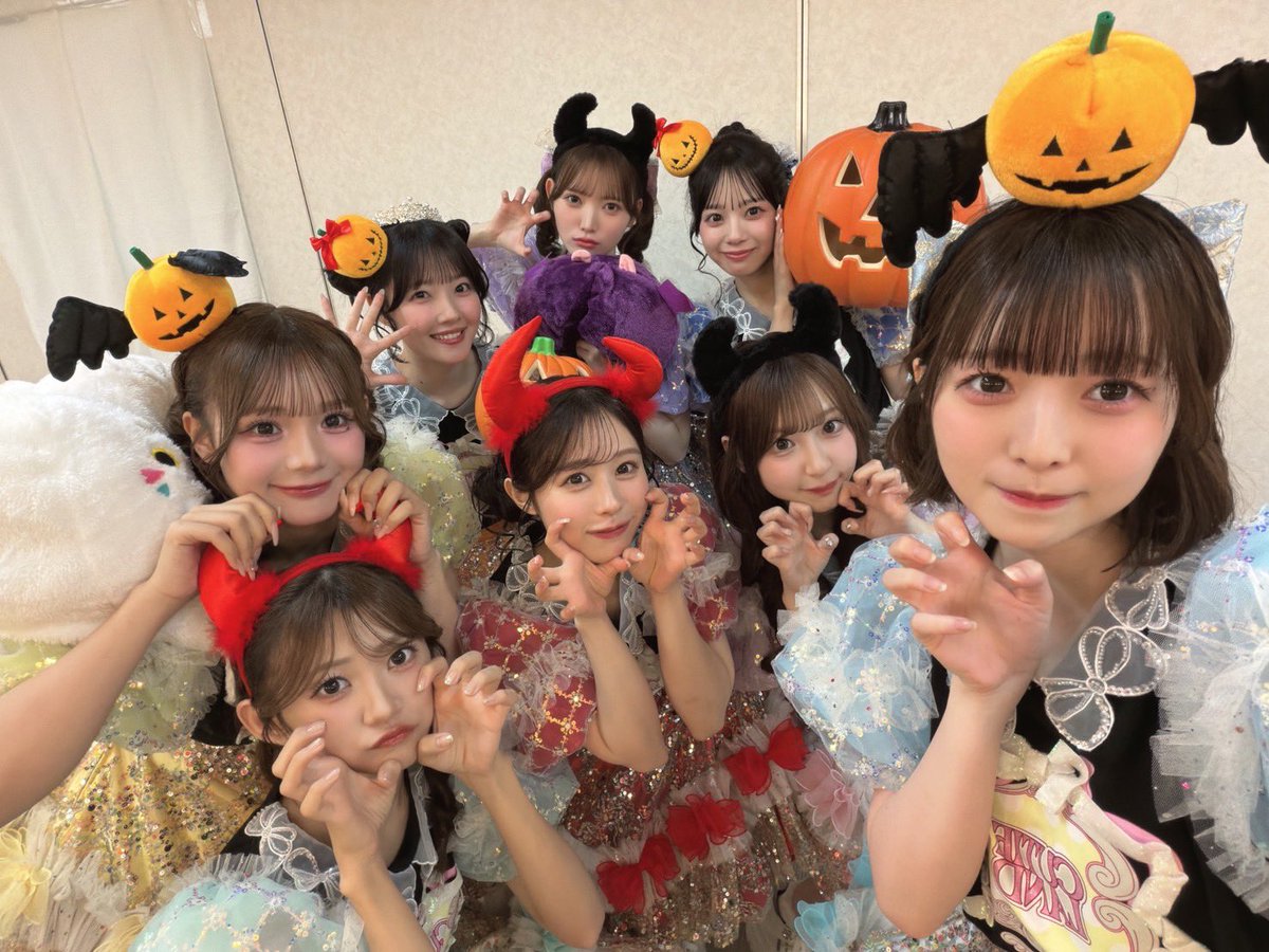 nagisa_cs0628's tweet photo. 神戸1日目ありがとうございました！

HappyHalloween🎃ということで、
私はツインデビルになったよー！！

沢山みんなの声が聞こえて嬉しかったです！！
会いに来てくれてありがとう！！
明日もよろしくお願いしますෆ

#CUTIESTREET #きゅーすと https://t.co/F4LKG6sNrQ