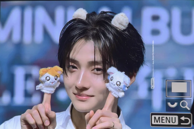 Image from d,dawn (@deepdawnsangwon)