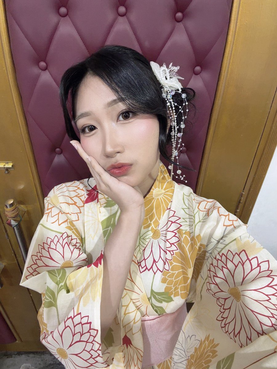 Levi_JKT48's tweet photo. terima kasii untuk bon odori jjm 2026 hari inii!! seruu bingits, terima kasii yaa sudah dataangg dan ikut menarii bersama kitaaaa 🎉🌸 

hati hati di jalann~ https://t.co/M9GZExQnuc