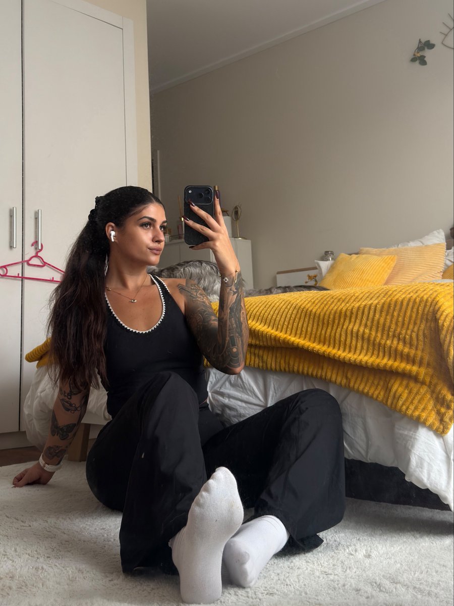ItsAvaStone's tweet photo. RT GAME with a new simp 🤭

1/1/1
1 comment
11 minutes

I always win🥵 https://t.co/9aMkhW73mX