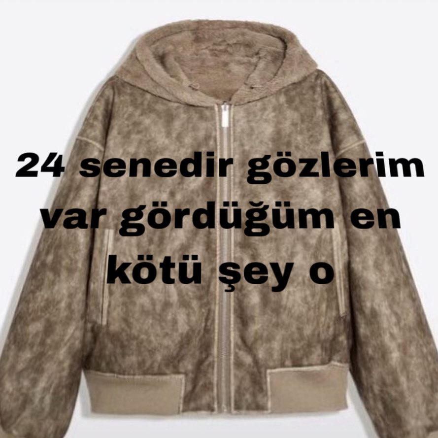 middlechild022's tweet photo. sakın. bi daha giyme https://t.co/C0BOzvOtja