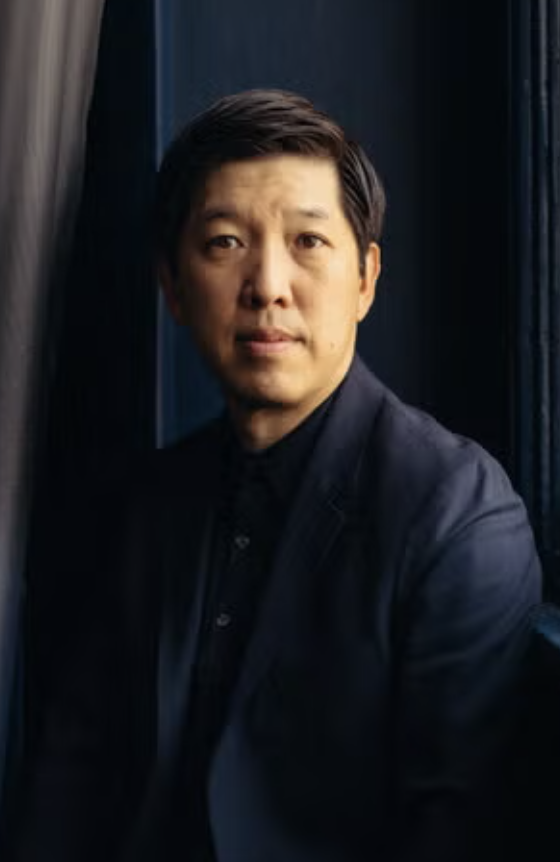 nightwriter22's tweet photo. Let’s be clear about why Dan Lin is gone: 

His rigid streaming-first policy completely broke Netflix's relationships with top filmmakers.

He didn't just slash budgets; he alienated talent by declaring war on the traditional big-screen experience.

He famously told The New York Times, "Filmmakers who still want theatrical... we just won't work with."