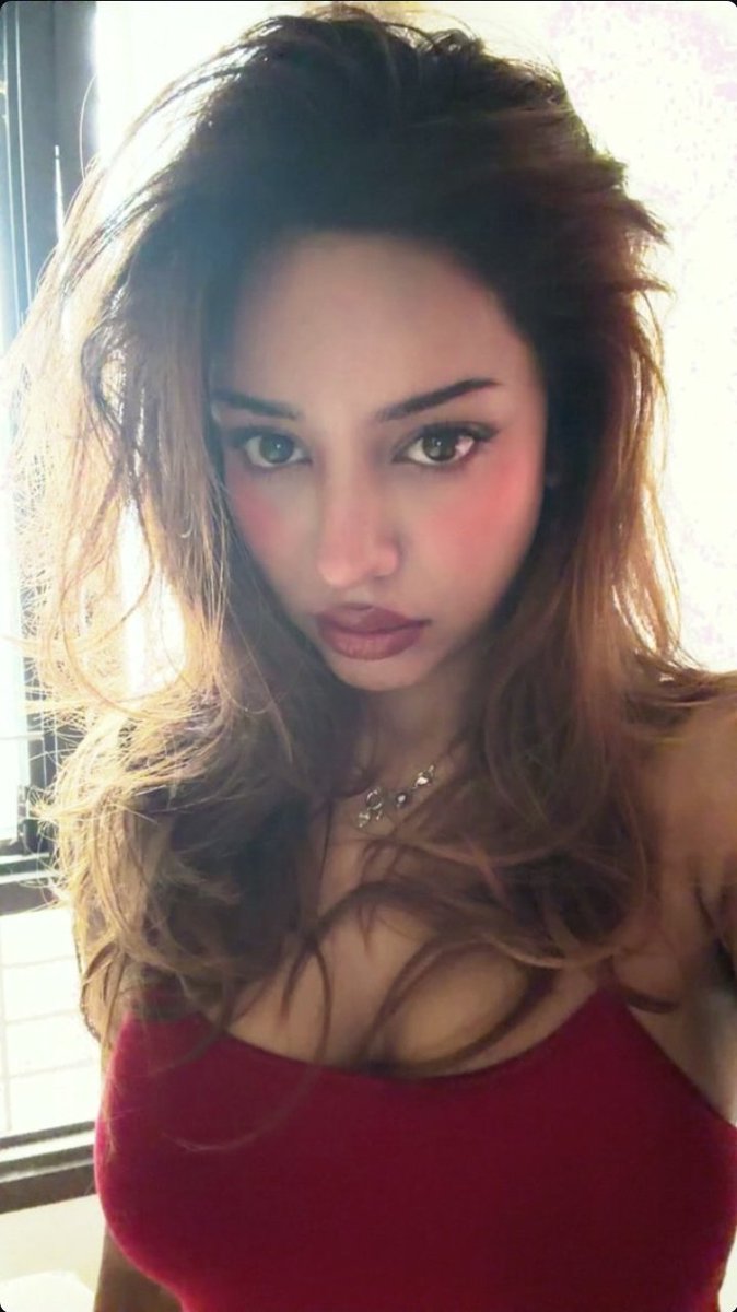 MissGiadoit's tweet photo. Desi baddie >>> https://t.co/BKkjhpZy4W