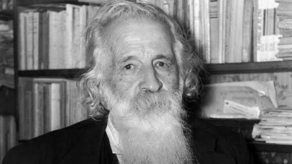 Paradigmalar2's tweet photo. "Her insanın hayatında, ister acı ister neşe yoluyla gelsin, kendi özgün amacını fark ettiği bir aydınlanma anı vardır."

Gaston Bachelard https://t.co/tMcDyivcnE
