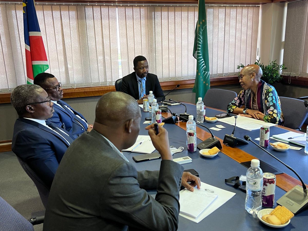UNNamibia's tweet photo. Strong institutions turn policy into progress.
UN RC @hphororo met National Council Chairperson Hon. Lukas Sinimbo Muha explored parliamentary capacity-building on trade, climate change &amp; human rights—supporting effective lawmaking and Namibia's development priorities. https://t.co/svMfaqxeq0