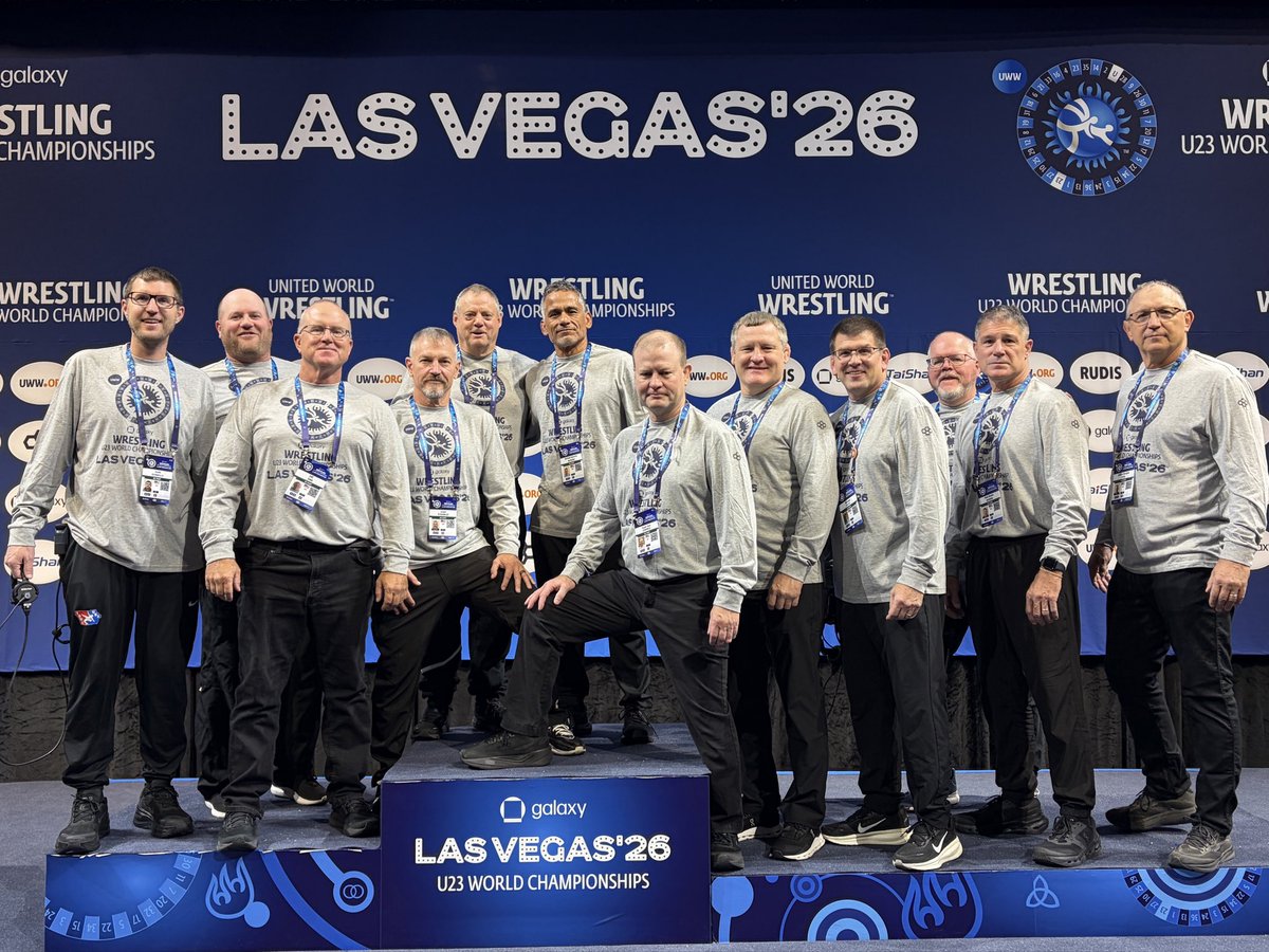 coachECK_wburg's tweet photo. Great 10 days in Vegas. Thanks @USAWrestling for the opportunity. Fun working with this group of awesome coaches/men whose teams we are gonna try to pummel on any given day this winter. 😂…Can’t wait for the 26-27 season to get roll’n! 🤼‍♂️ https://t.co/U99IQCVdKj
