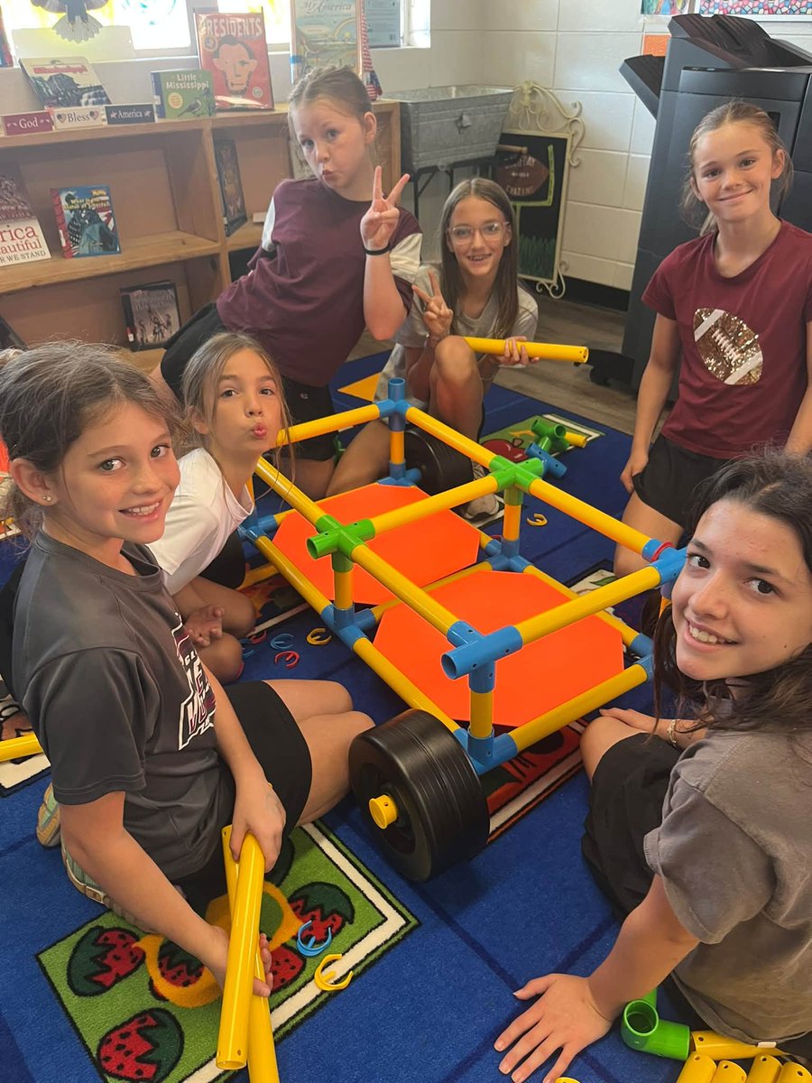 LauderdaleCSD's tweet photo. Here's how 5th graders @ClarkdaleSchool recently spent some library time. They worked with some of the schoo's new FY27 stem grant TubeLox sets. Courtesy of @LCSDFoundation! Thank you! #LCSDExcellence #BuiltforWhatsNext https://t.co/sb0cJC5eBn