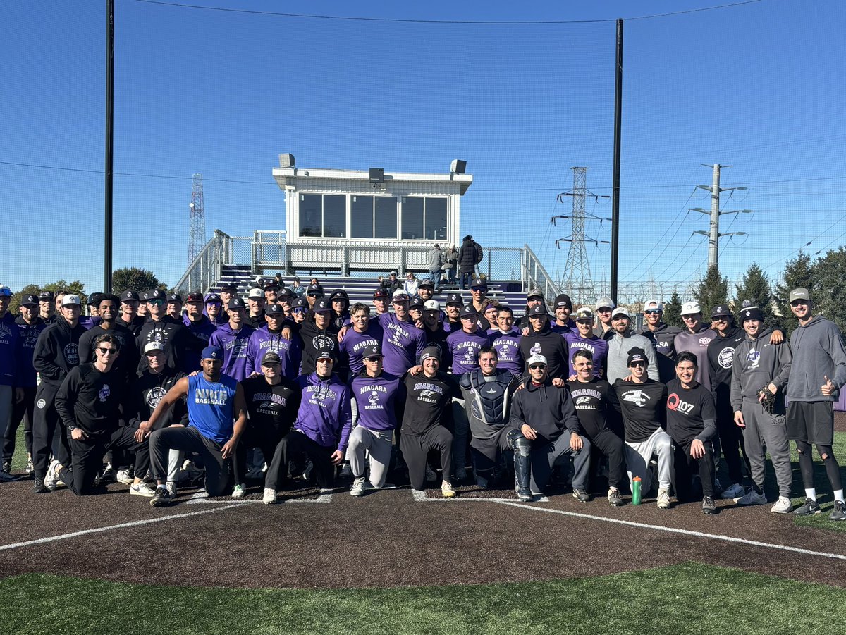 NiagaraBASE's tweet photo. A huge thank you to all of our alumni who came out to show their support and love for our program! We appreciate you continuing to be a part of the Niagara Baseball family! 

#EAGLES https://t.co/Ed3CnsWExP
