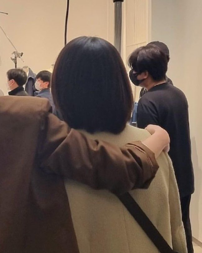 eunbining0904__'s tweet photo. 동글동글 초코송이 우영우 머리 너무 ㄱㅇㅇ https://t.co/Skd4VsEetz