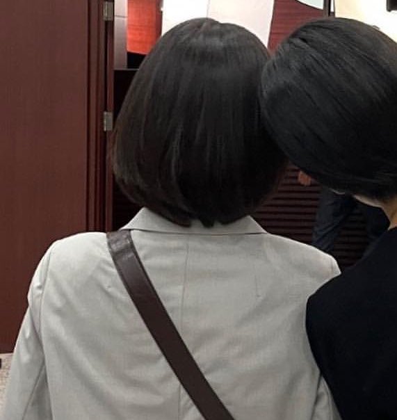 eunbining0904__'s tweet photo. 동글동글 초코송이 우영우 머리 너무 ㄱㅇㅇ https://t.co/Skd4VsEetz