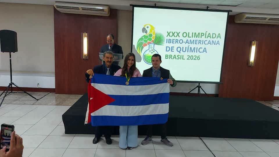 SGEPMTZ's tweet photo. 🥈🥉La matancera Lauren García Ferreira, del IPU José Luis Dubrocq, en #Matanzas, conquistó la medalla de plata.
 La preparación, dedicación y capacidad de los estudiantes y sus profesores han vuelto a situar a Cuba en el mapa de la excelencia académica regional. https://t.co/B4weQfIuET