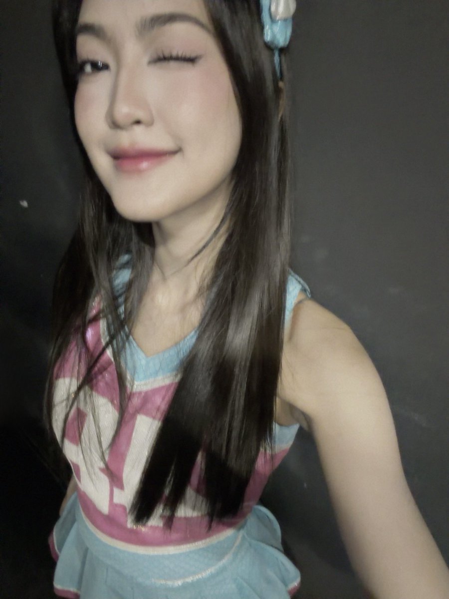 AJkt4815971's tweet photo. Greesel JKT48 Sayangku ❤️❤️ https://t.co/zhvuoZQb0H