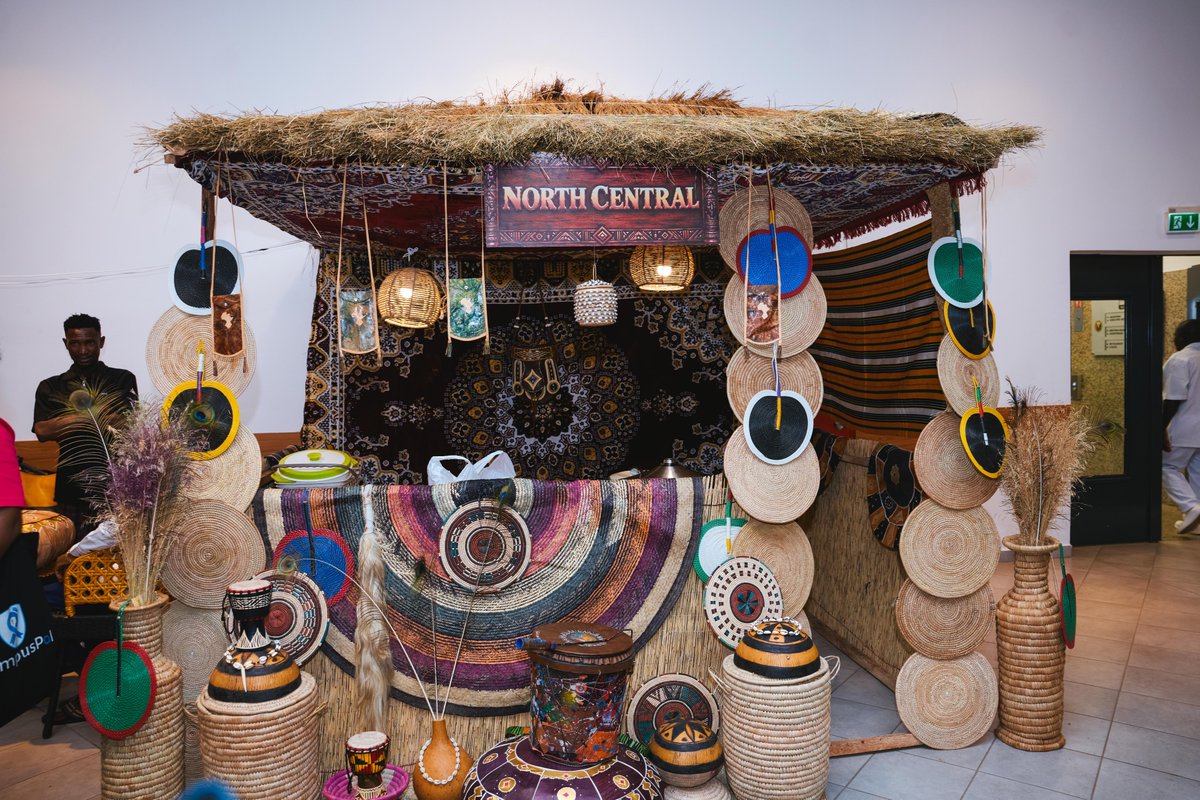 D1zmediaNigeria's tweet photo. As part of customer service week at PTDF, Cultural Day celebrated Nigeria's rich heritage, diversity, reinforcing the values of mutual respect and meaningful connections that drive service excellence.
#PTDF #CustomerServiceweek #culturalDay #unityinDiversity #serviceExcellence https://t.co/wINpRamSTv
