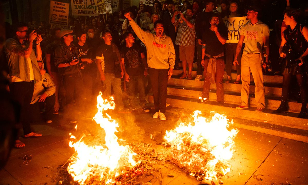 OnTheTrailJesus's tweet photo. @BGatesIsaPyscho Where is the UN peace keeping force? 
Why is NO ONE getting involved? 
Is it an experiment to see what can go on without consequences?  
What does the US president have to say about this?  Didn't we see this after the 2016 election?

Image Source: Reuters/AP https://t.co/Dy7nZtyrEi