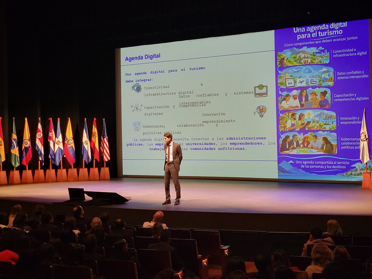 SernaturLagos's tweet photo. 📍#Frutillar #LosLagos
HOY, Subsecretaria @subturismo Ma. Paz Lagos junto a nuestro director nacional @Sernatur Cristobal Benítez participan de la jornada inaugural del XXXV Congreso 2026 de la Confederación Panamericana de Escuelas de Hotelería, Gastronomía y Turismo (CONPEHT), https://t.co/4bGs7B0m2o