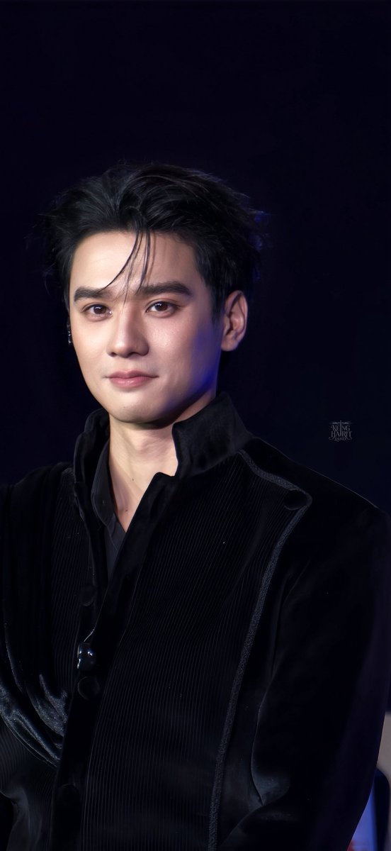 KengHaritLand's tweet photo. ผมเห็น Dracula มากับตาเนื้อครับหมอ

#KengHarit
#KengNampingFMinManila https://t.co/gtIRusfKAy