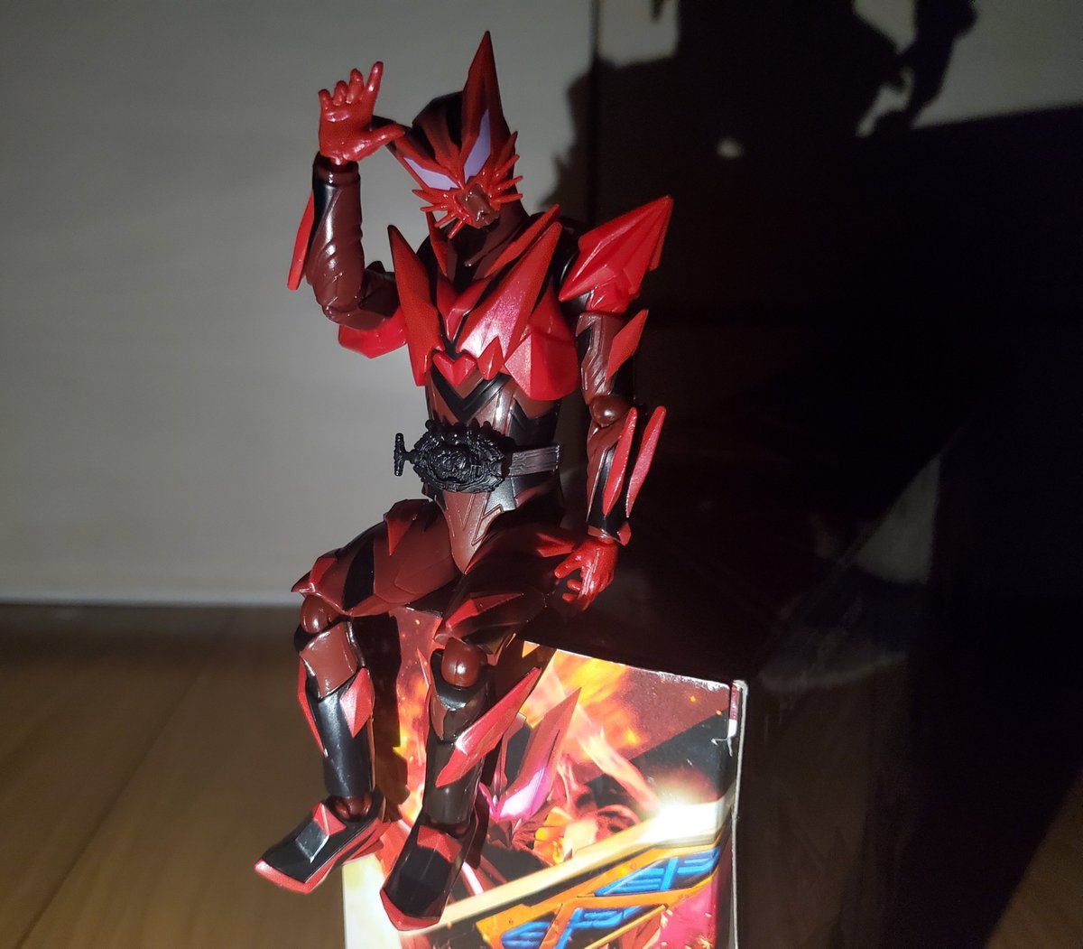 exaid_M's tweet photo. #仮面ライダーマイス 
暗いとこでも https://t.co/tJKBo36xpt