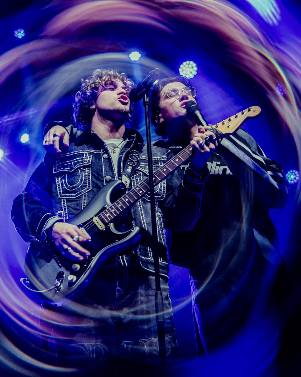 O2ForumKTown's tweet photo. What a night! We're still reeling from a special show with @mtmofficialband last week as they brought their incredible harmonies and infectious energy to #O2ForumKentishTown🎶

📸@narinechalabi

14.10.26 O2 Forum Kentish Town https://t.co/XKmiPE9rNU