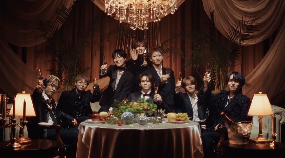 shittankl37l's tweet photo. Only Youは、全ての愛の形を肯定してくれる楽曲だったけど、Touchではまた違ったMAZZELが見れた気がして😭✨
大切な人を想う歌詞とメロディ、歌声、そしてコレオまで…フルコンボすぎる楽曲😭💖
Touchがたくさんの方の心に届きますように🕊️✨#MAZZEL_Touch https://t.co/8w8RJmgPLR