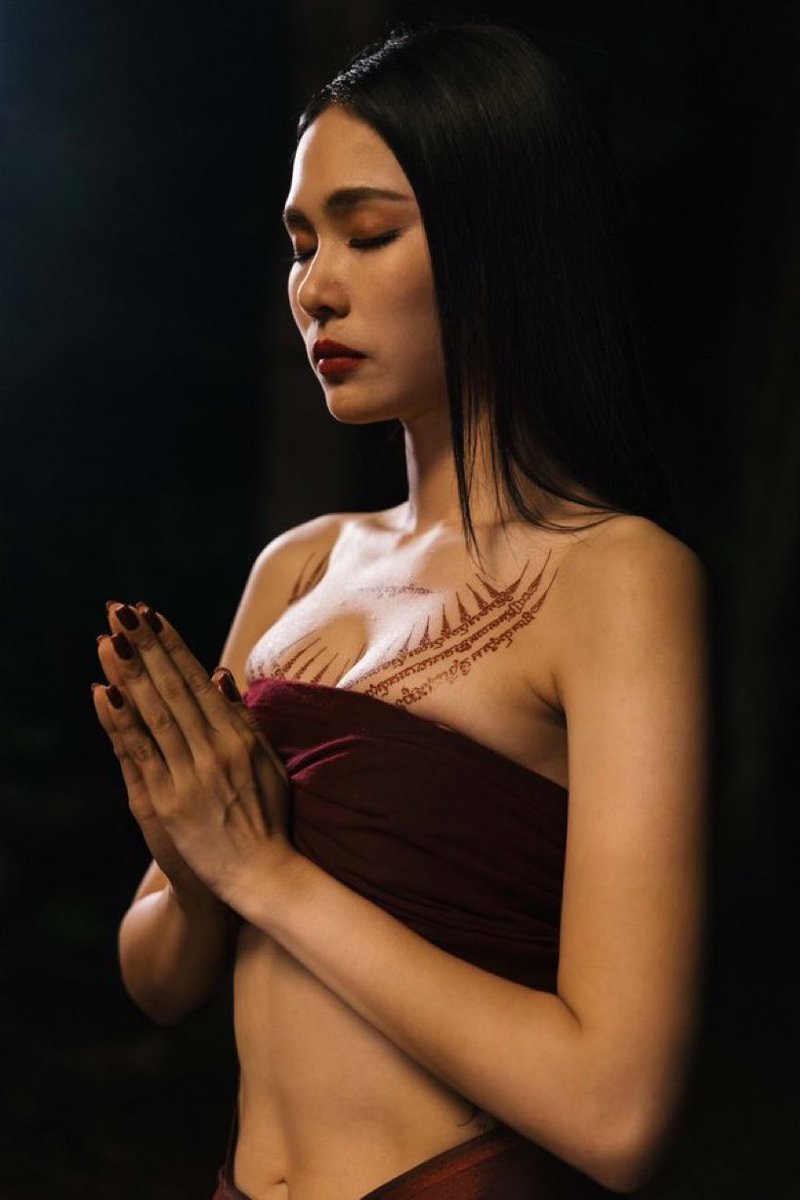 aprilpine8's tweet photo. This is GOD

KHOM KHLANG EP7
#ข่มขลังตอนที่7 https://t.co/Umf1XeHb1v