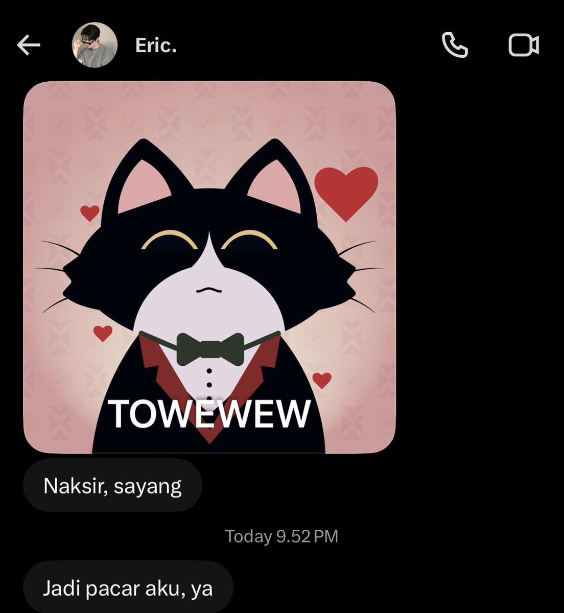 yssanora's tweet photo. @ivanieI kebetulan kita baru jadian 18 menit yang lalu, jadi eric langsung samperin ke unit aku. https://t.co/c9jnF07tUl